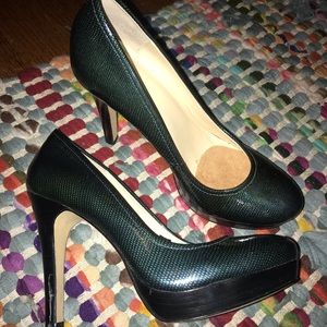 Beautiful Blue Green Calvin Klein Heels